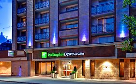 Holiday Inn Express And Suites Calgary, An Ihg Hotel Exterior photo
