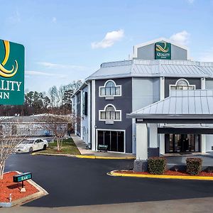 Quality Inn & Suites Salisbury Exterior photo