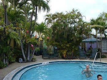 Alexander Palms Court Hotel Key West Exterior photo
