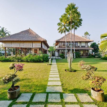 Villa Vastu Payangan Exterior photo