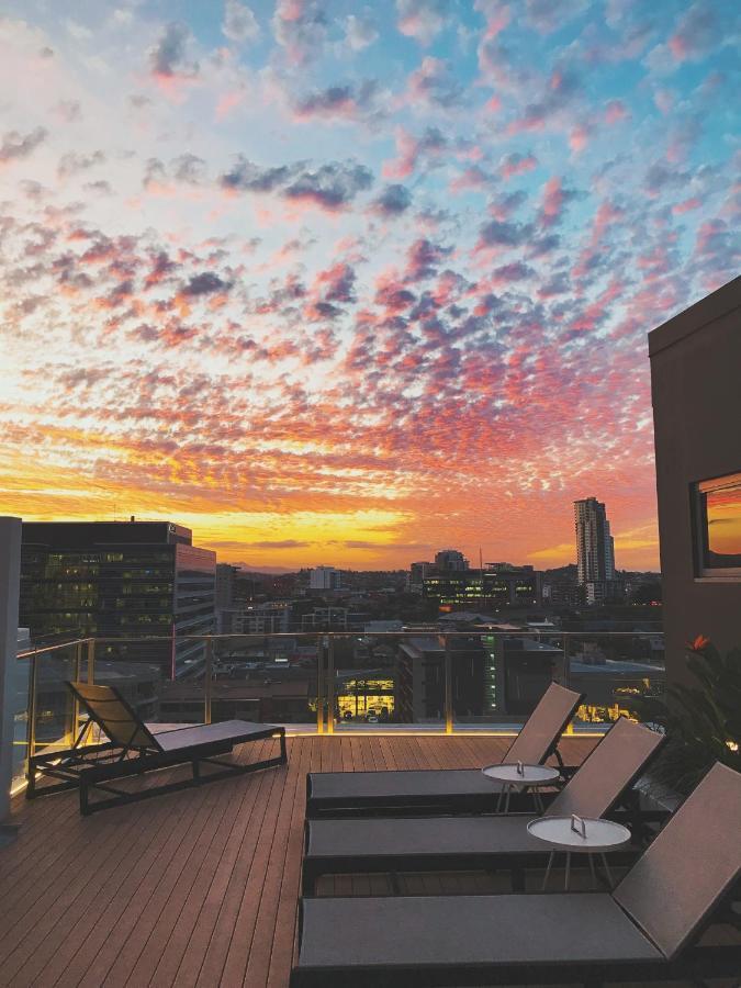 Alex Perry Hotel & Apartments Brisbane Exterior photo