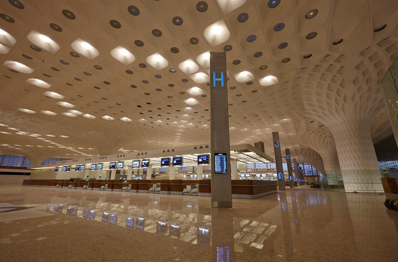 Niranta Transit Hotel Mumbai Airport - At Arrivals Exterior photo