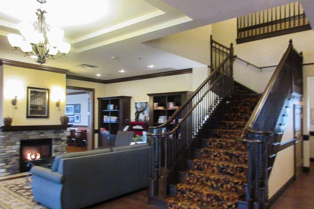 Comfort Inn & Suites Dover Interior photo