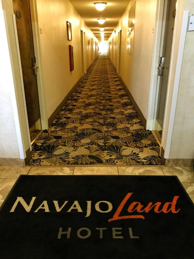 Navajoland Hotel Tuba City Exterior photo