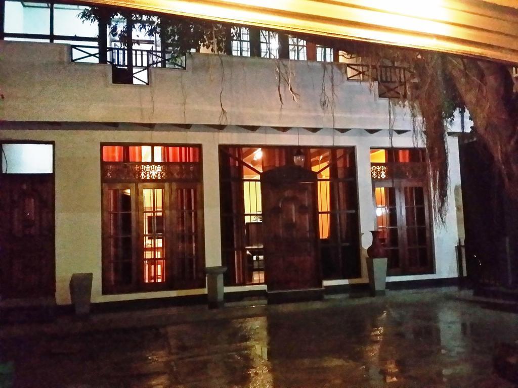 Canadian Residence Negombo Exterior photo