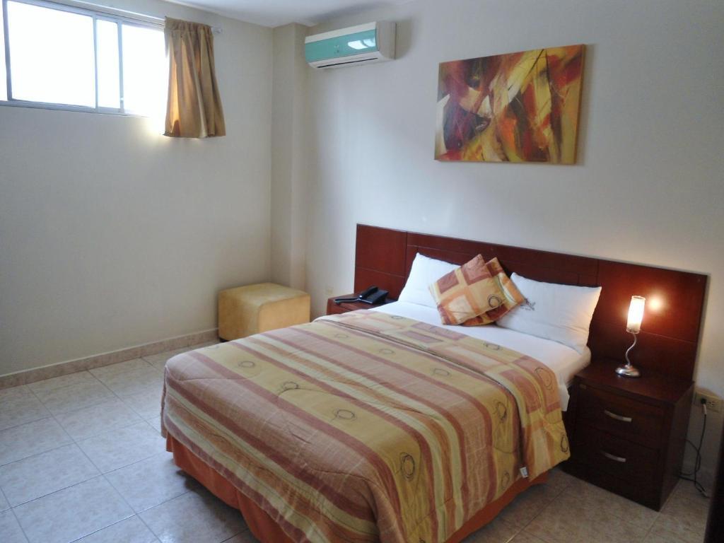Hotel Air Suites Guayaquil Room photo