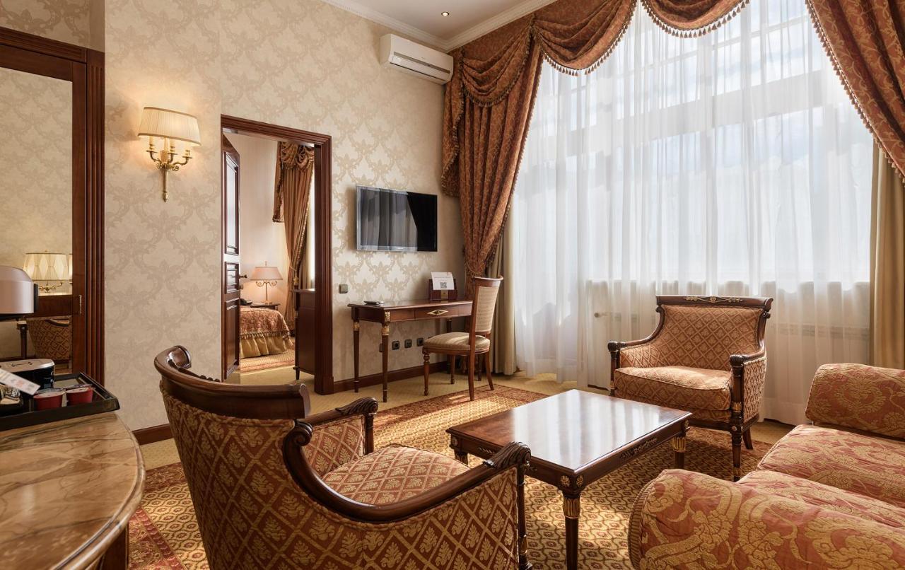 Premier Palace Hotel Kyiv Exterior photo