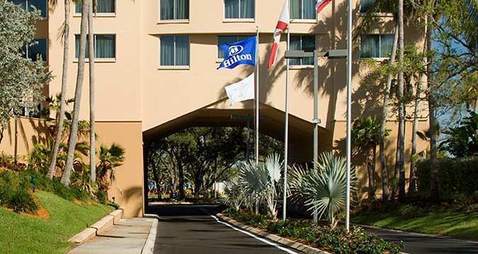 Hilton Fort Lauderdale Airport Exterior photo