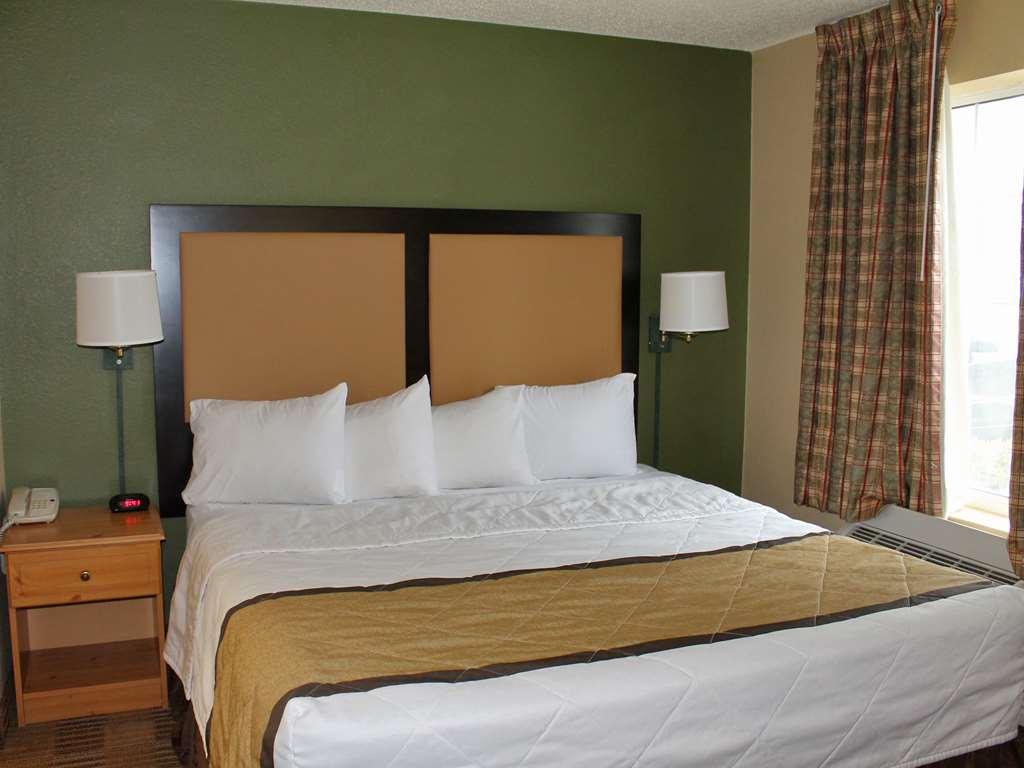 Extended Stay America Suites - Meadowlands - East Rutherford Room photo