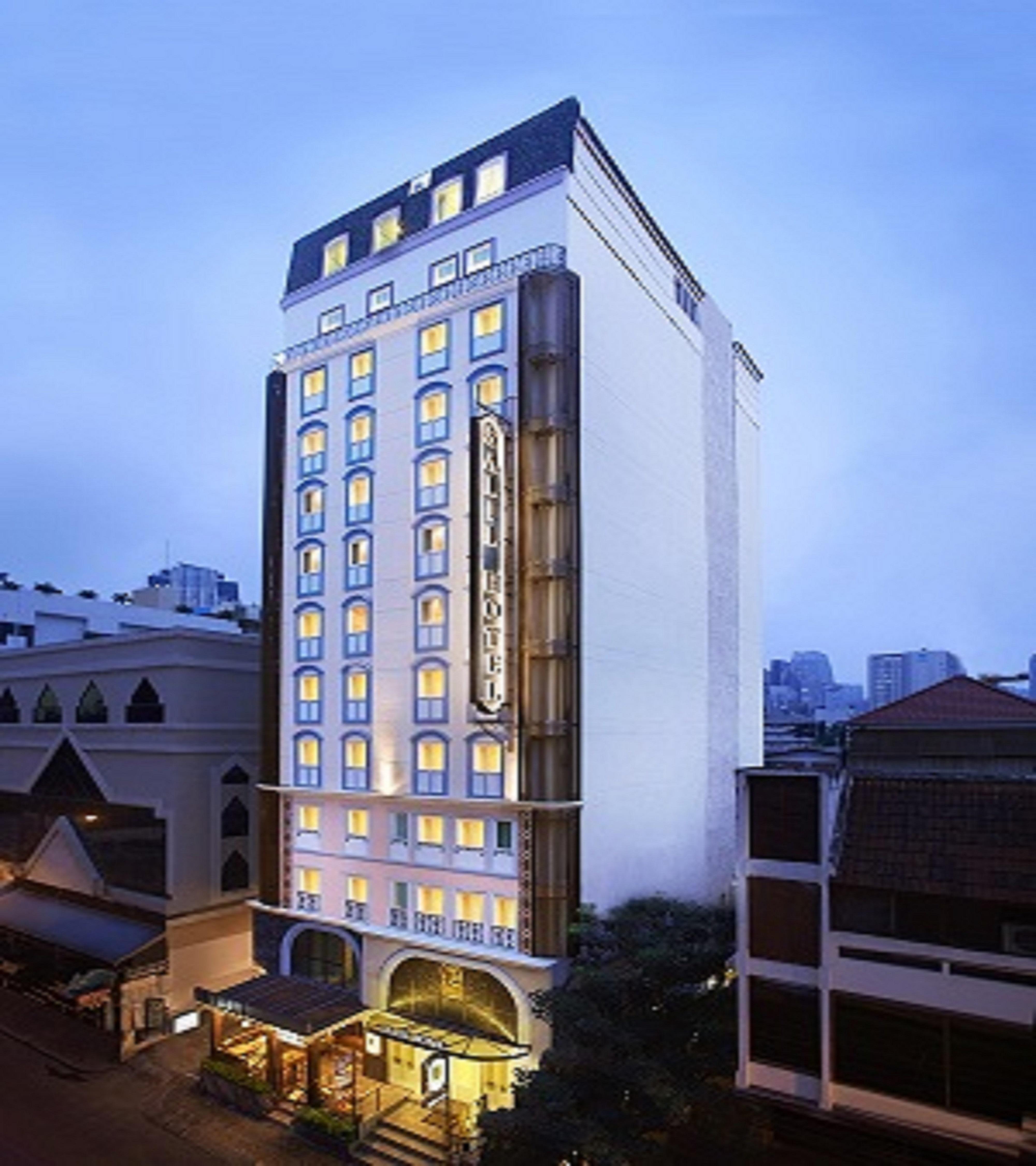 La Petite Salil Sukhumvit 11 Hotel Bangkok Exterior photo