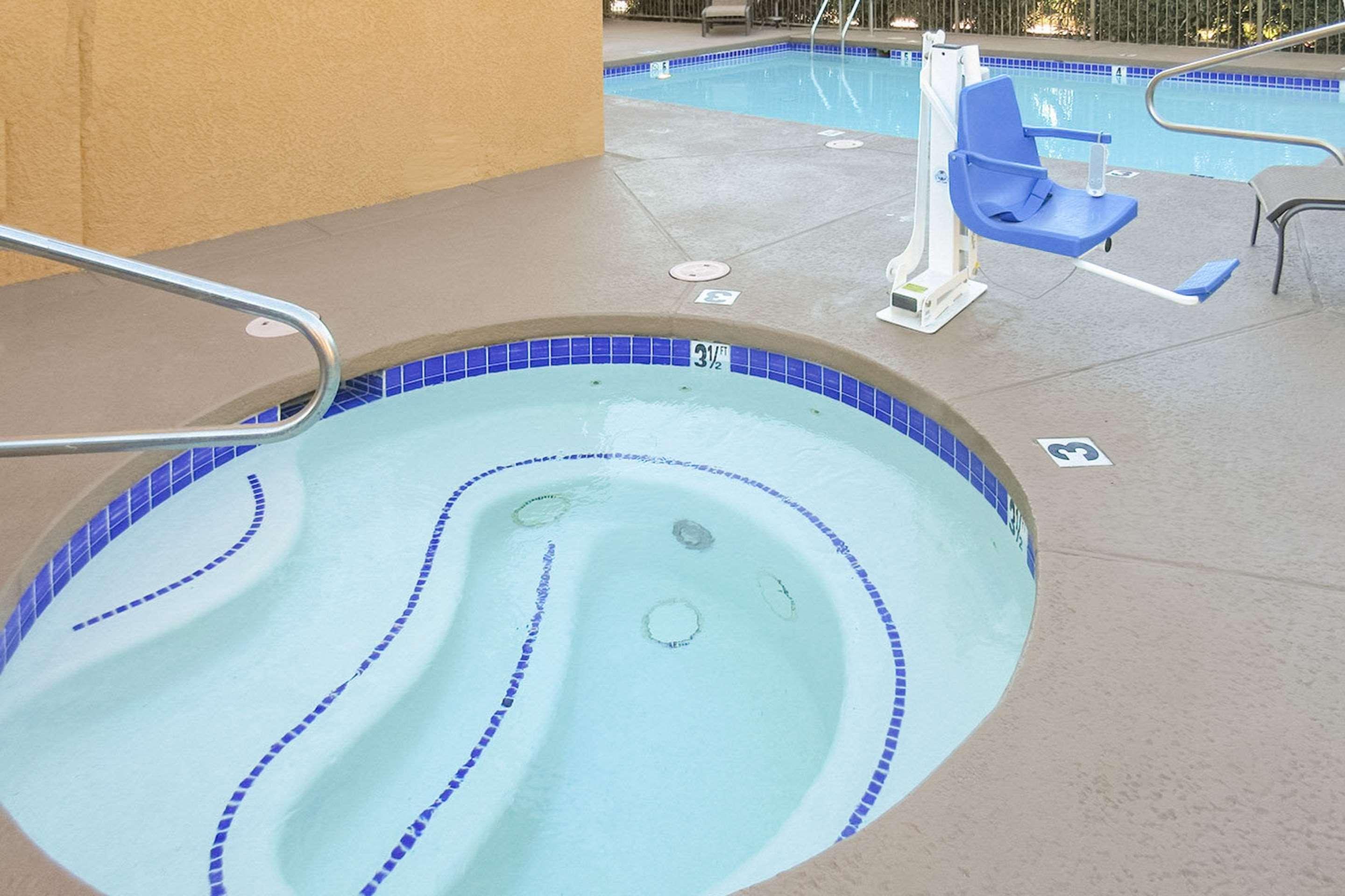 Comfort Inn & Suites Near Kino Sports Complex Tucson Exterior photo