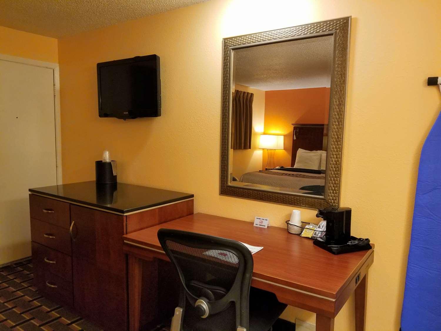 Surestay Hotel By Best Western Lincoln Room photo