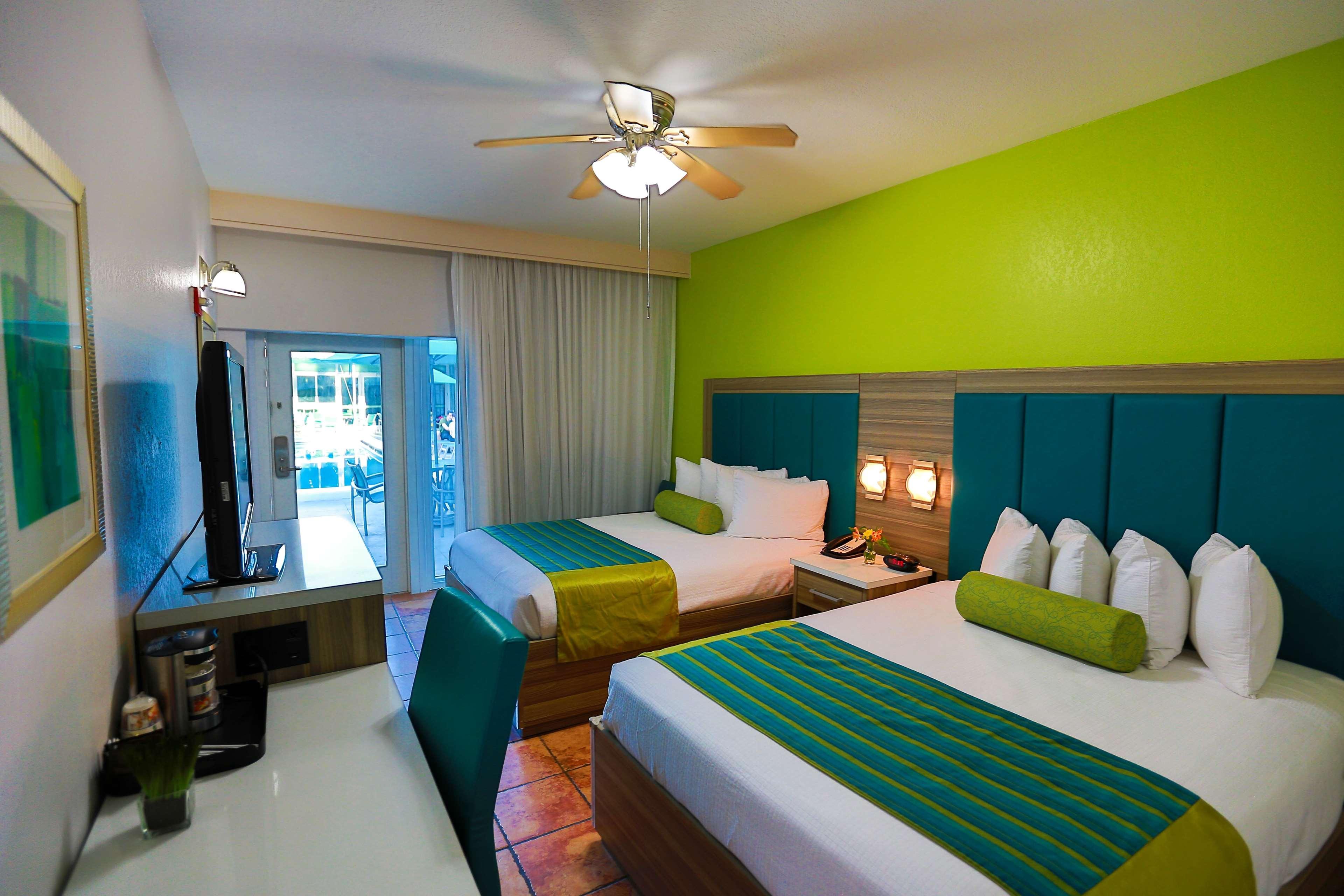 Best Western Plus Oceanside Inn Fort Lauderdale Exterior photo
