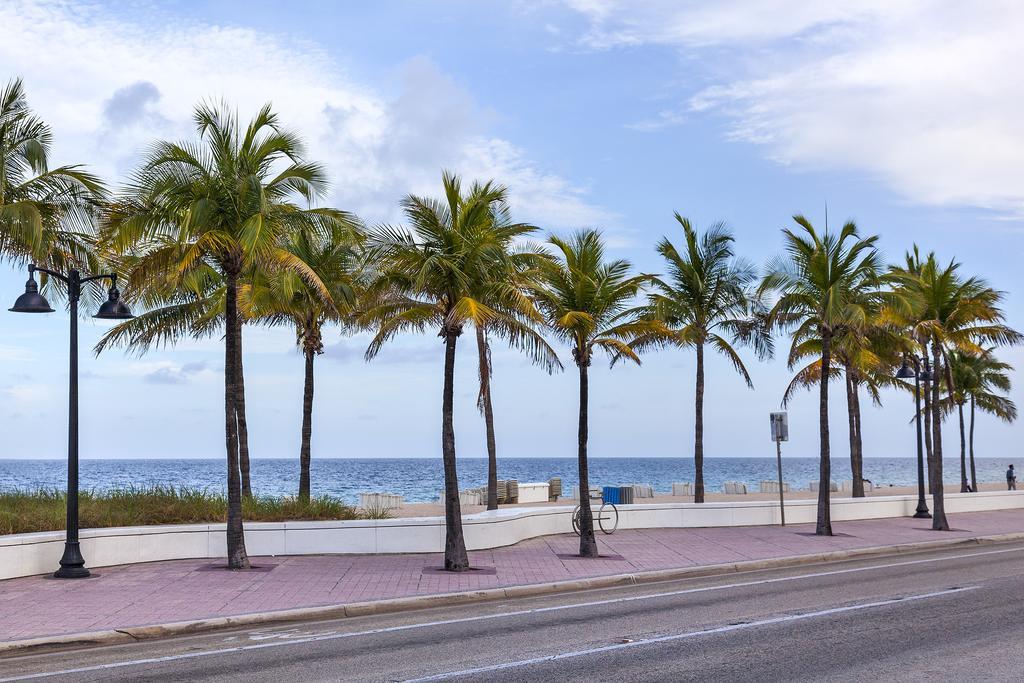 Ocean Beach Palace Fort Lauderdale Exterior photo