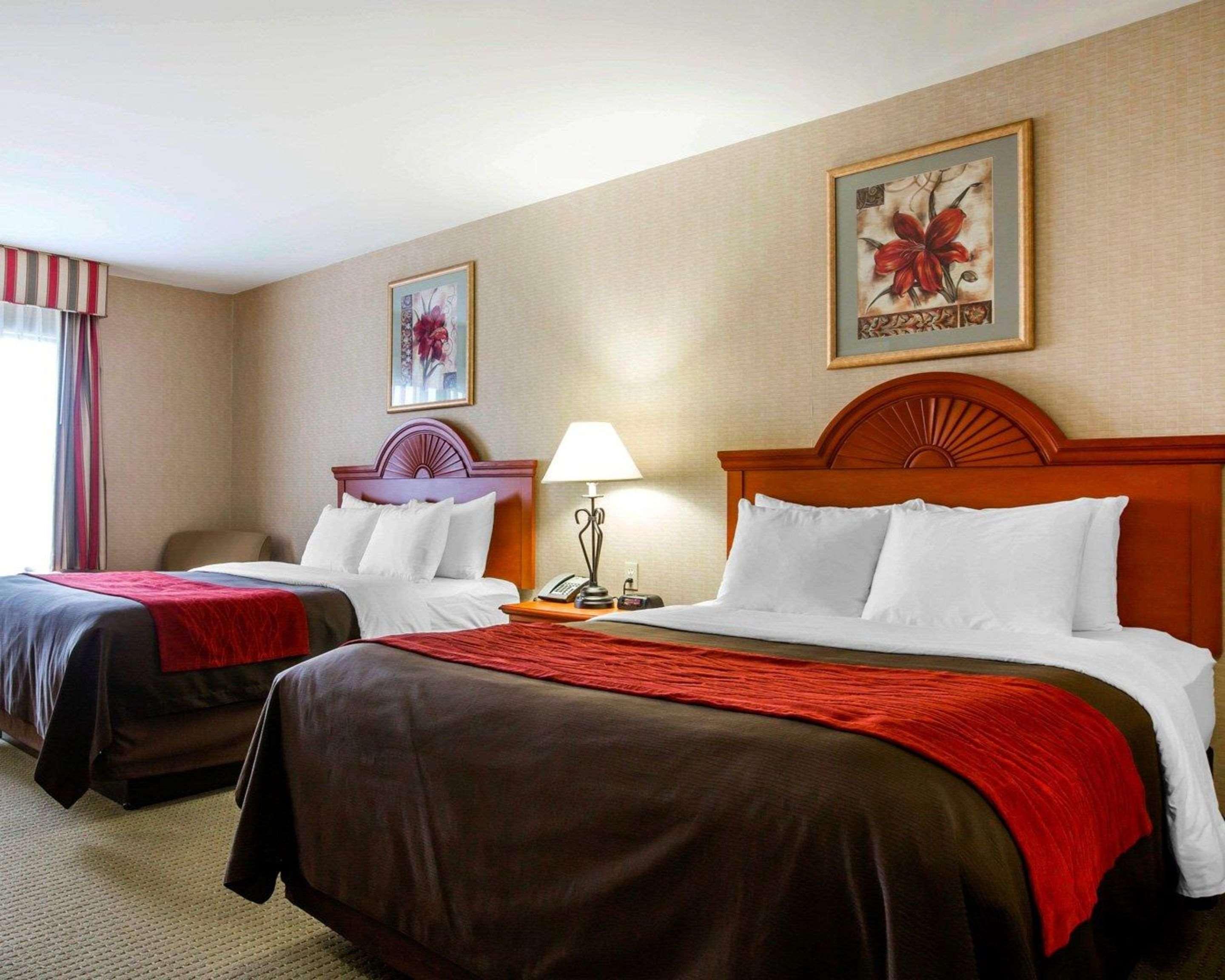 Comfort Inn & Suites Adj To Akwesasne Mohawk Casino Hogansburg Exterior photo