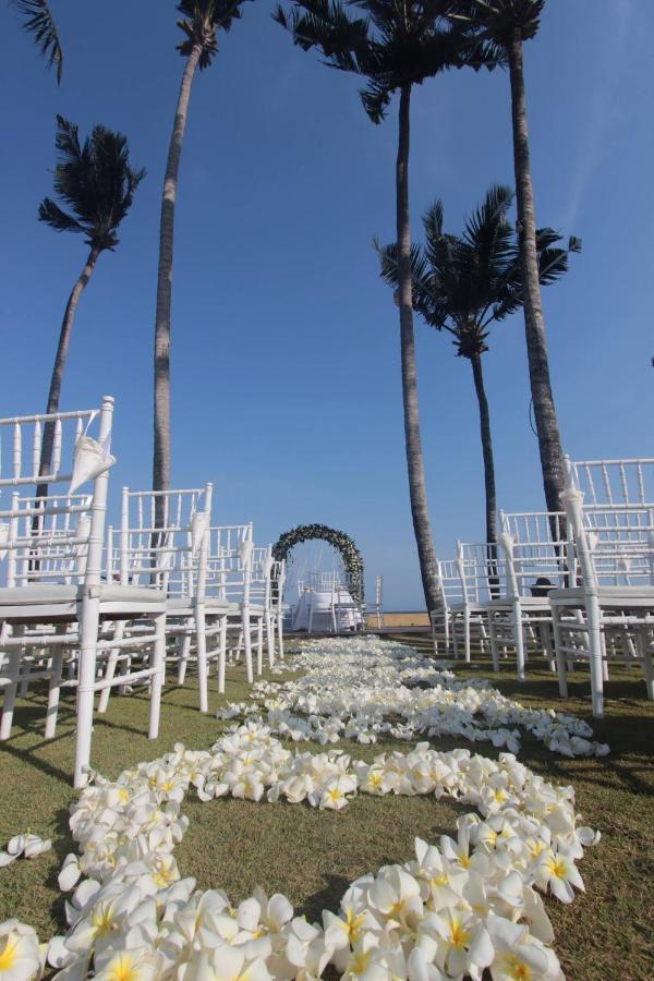Villa Samudra Luxury Beachfront Ketewel Exterior photo