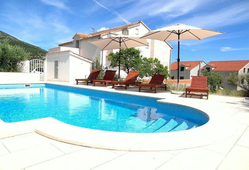 Bol Apartment With Pool,Private Parking Exterior photo