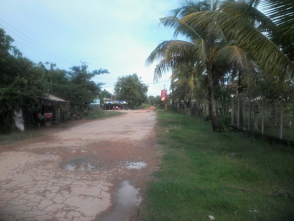 Big John'S Chil-Axn Homestay, Campground & Bbq Sihanoukville Exterior photo