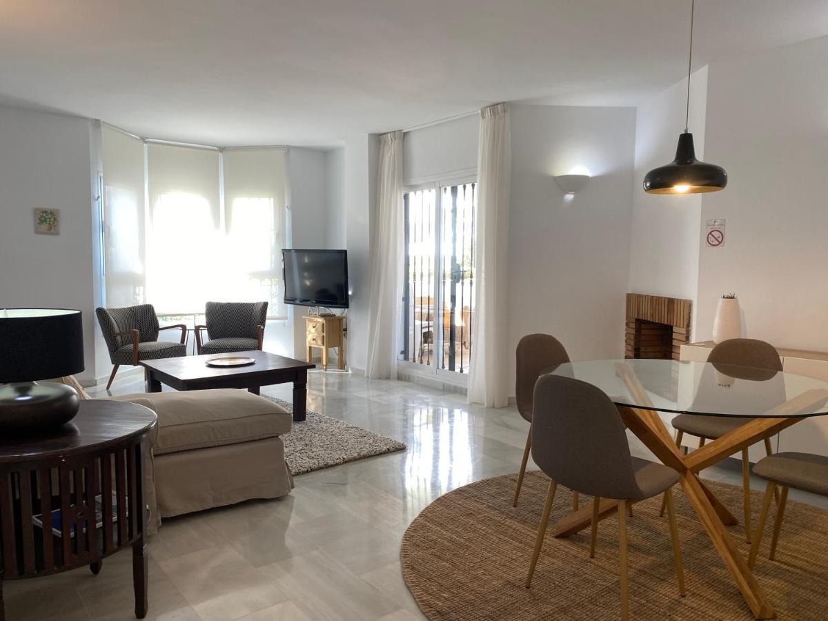 Apartamentos Y Casas Serinamar- Banus, Marbella Guadalmina Exterior photo