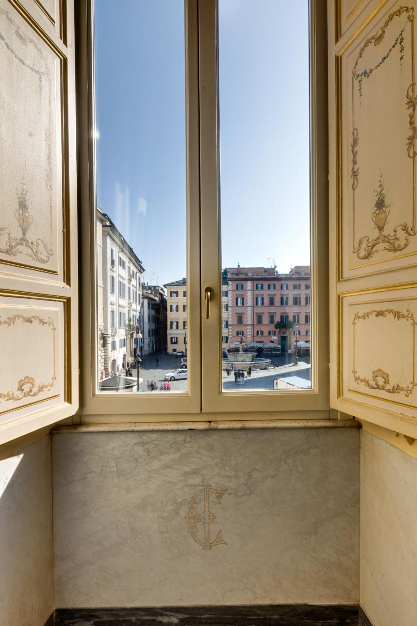 Piazza Farnese Luxury Suites Rome Exterior photo