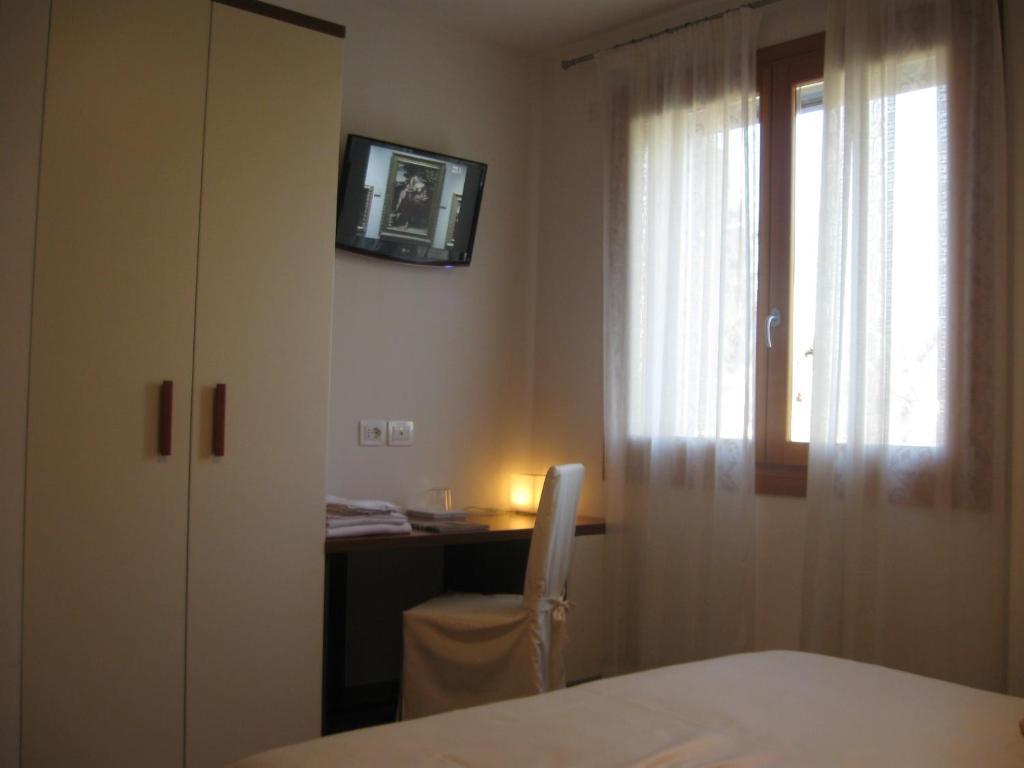 Hotel Mezzaluna Treviso Room photo