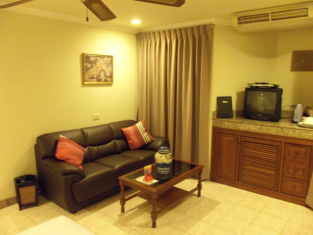 Copa Hotel Pattaya Room photo