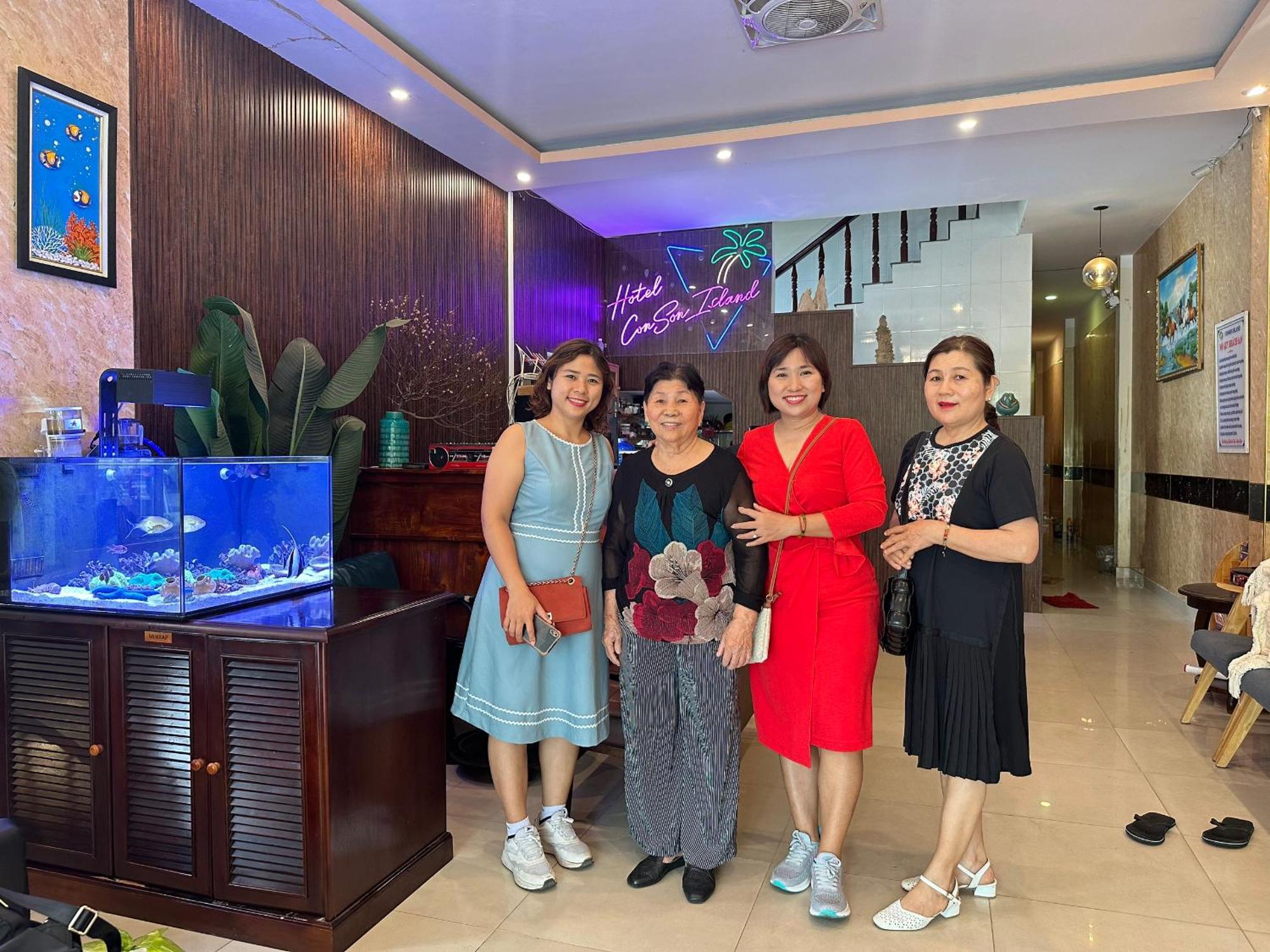Con Son Island Hotel Chi Khu Co Ong Exterior photo