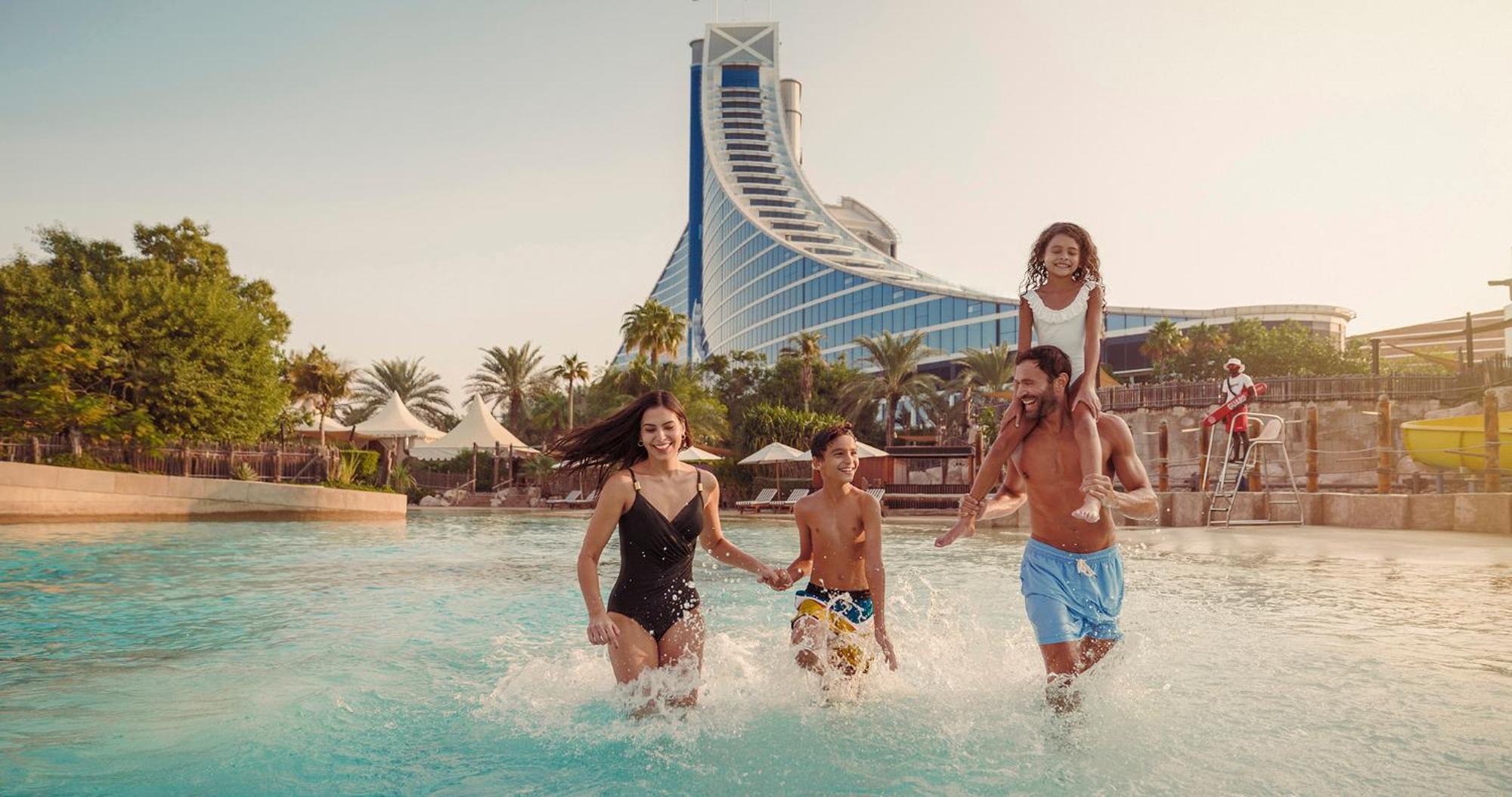 Jumeirah Beach Hotel Dubai Exterior photo