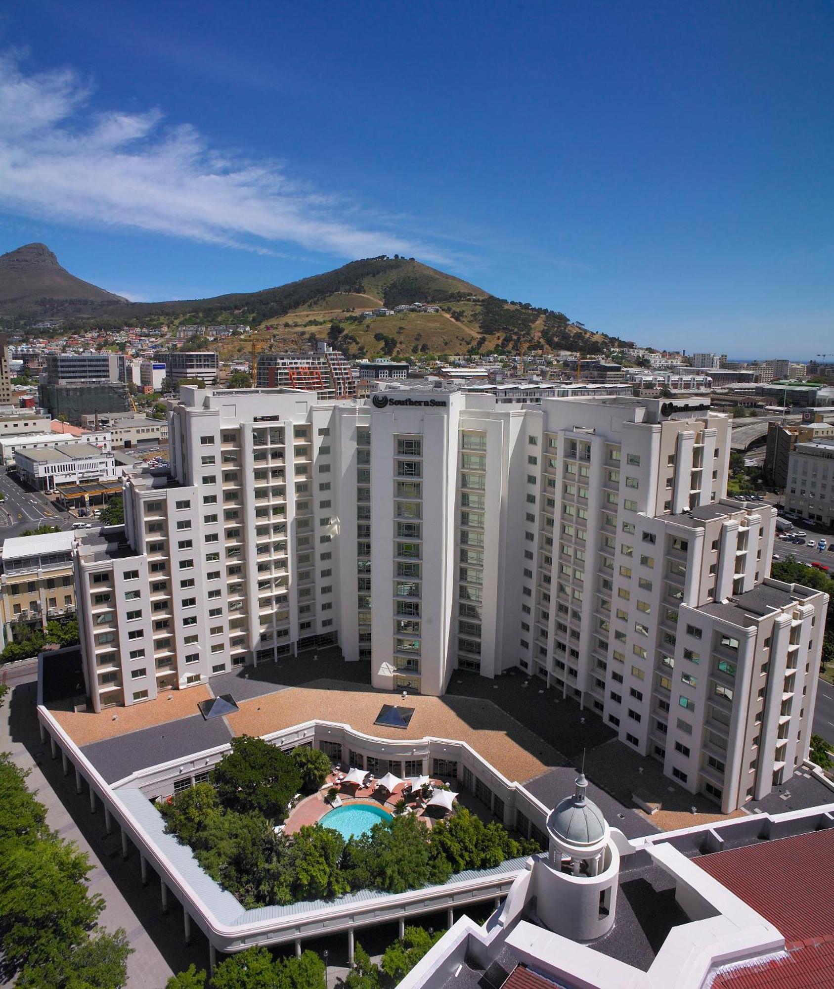Southern Sun Waterfront Cape Town Exterior photo