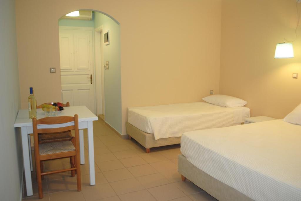 Apollonia Hotel Masouri Room photo