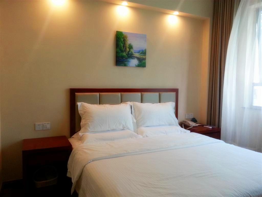 Greentree Inn Shanghai Changfeng Park Shell Apartment Hotel Room photo