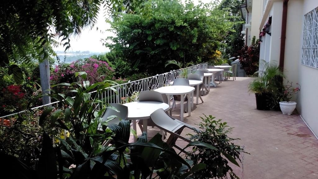 Hotel Relax Resort Montego Bay Exterior photo