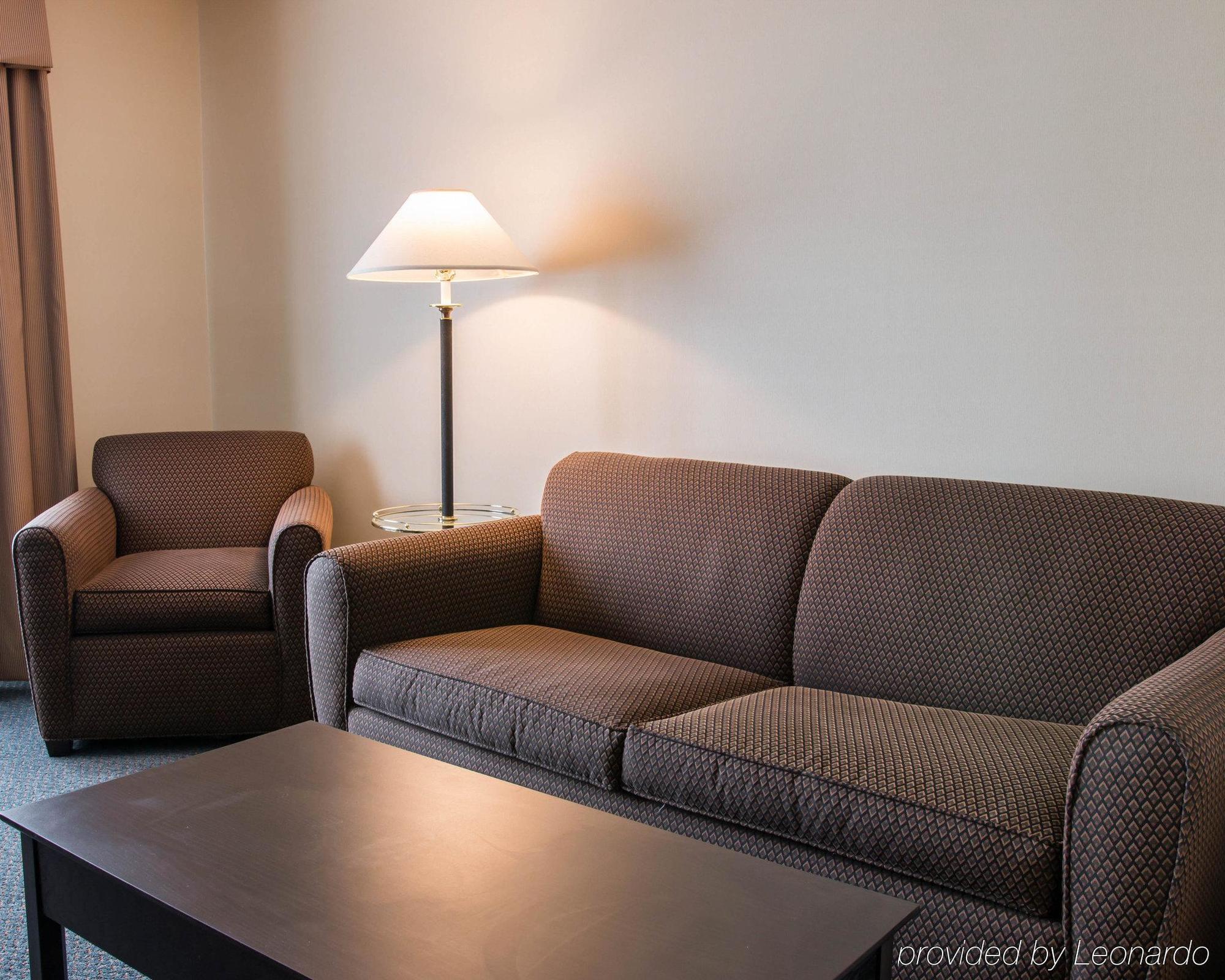 Comfort Suites Wixom / Novi Exterior photo