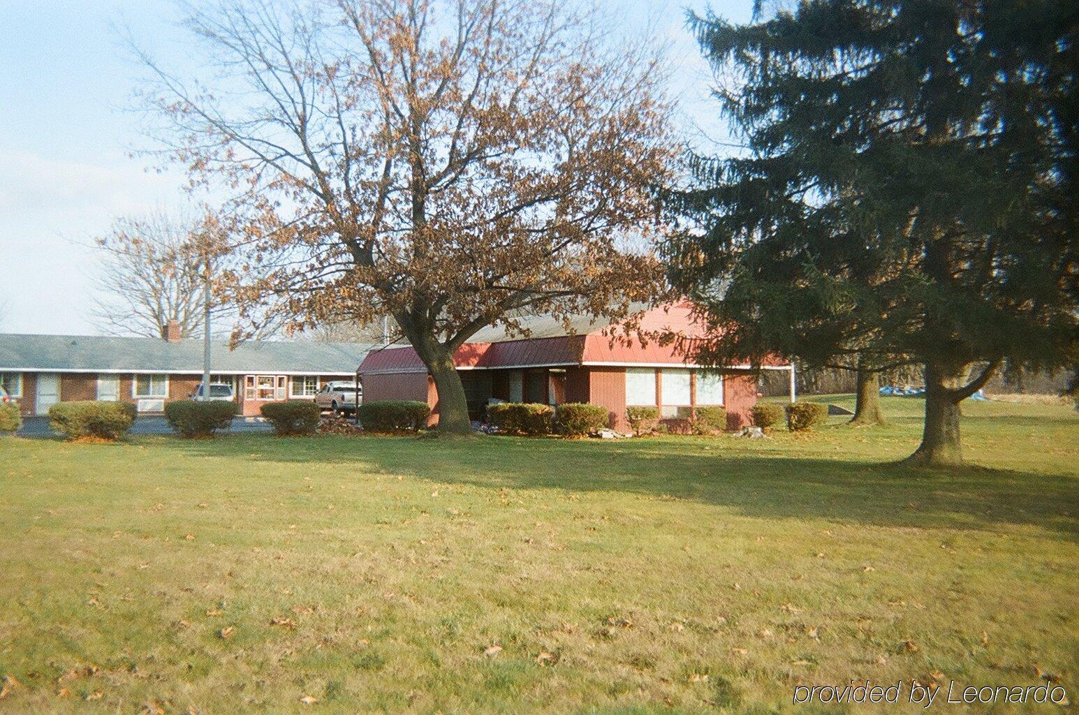Cool Springs Inn Michigan City Exterior photo