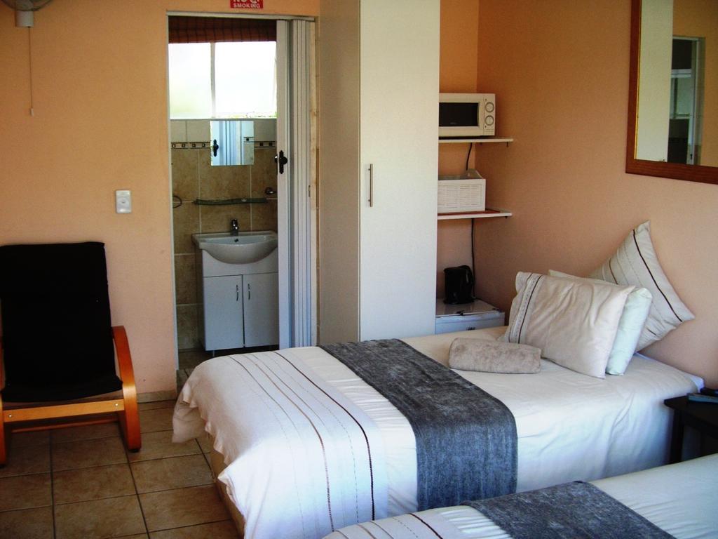 Gold Reef Place Johannesburg Room photo