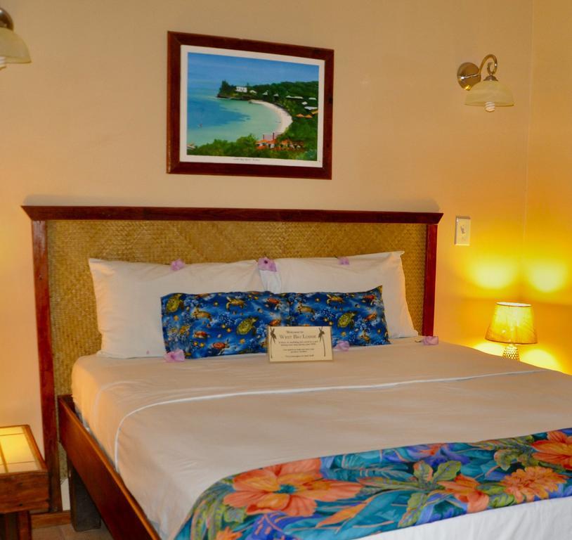 West Bay Lodge And Spa Room photo