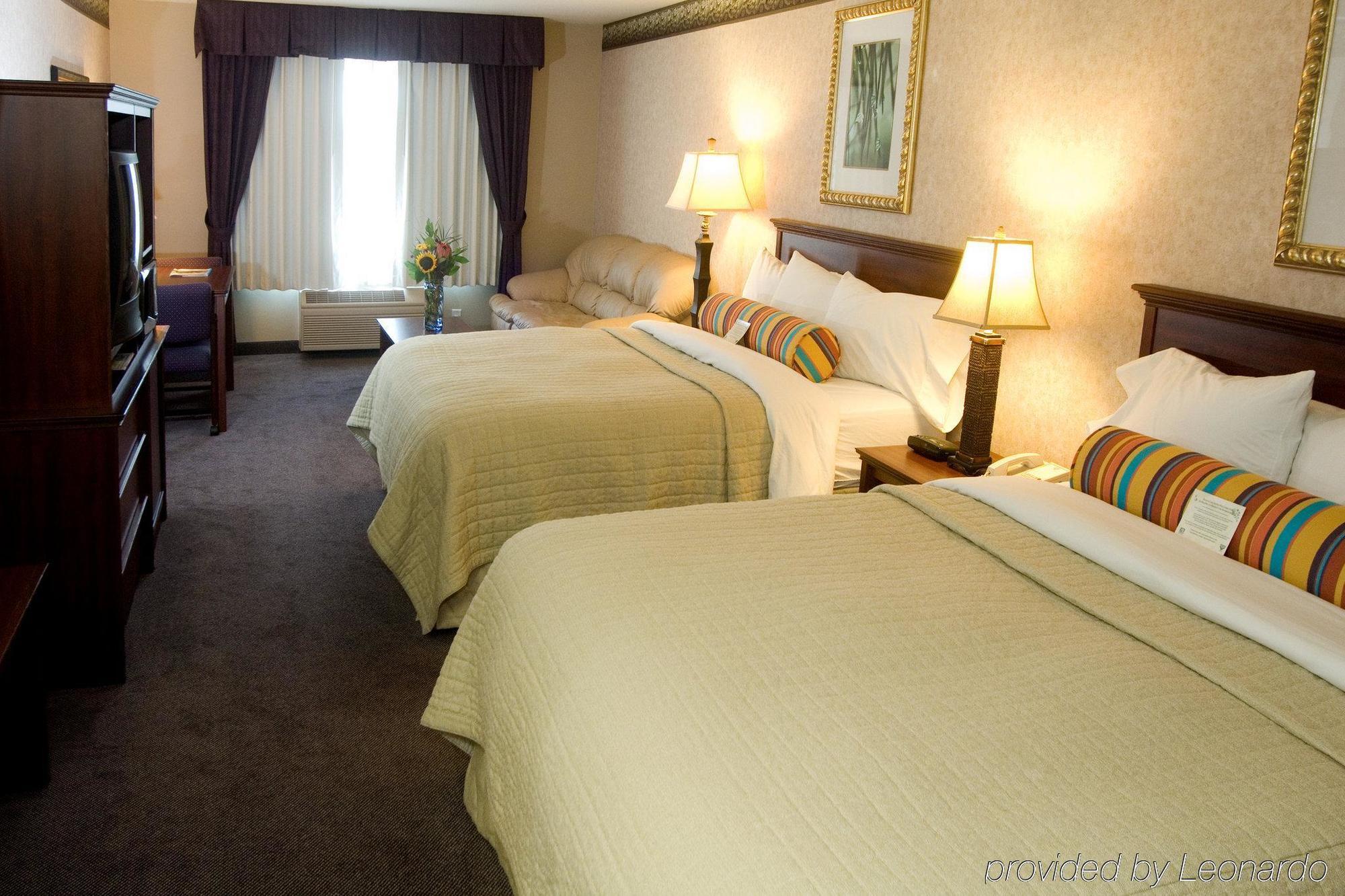 Phoenix Inn Suites Albany Room photo