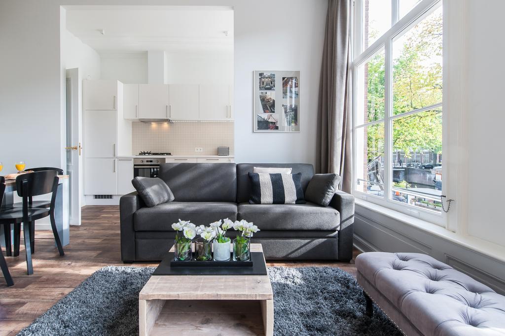 Hermitage Canal View Apartments Amsterdam Room photo
