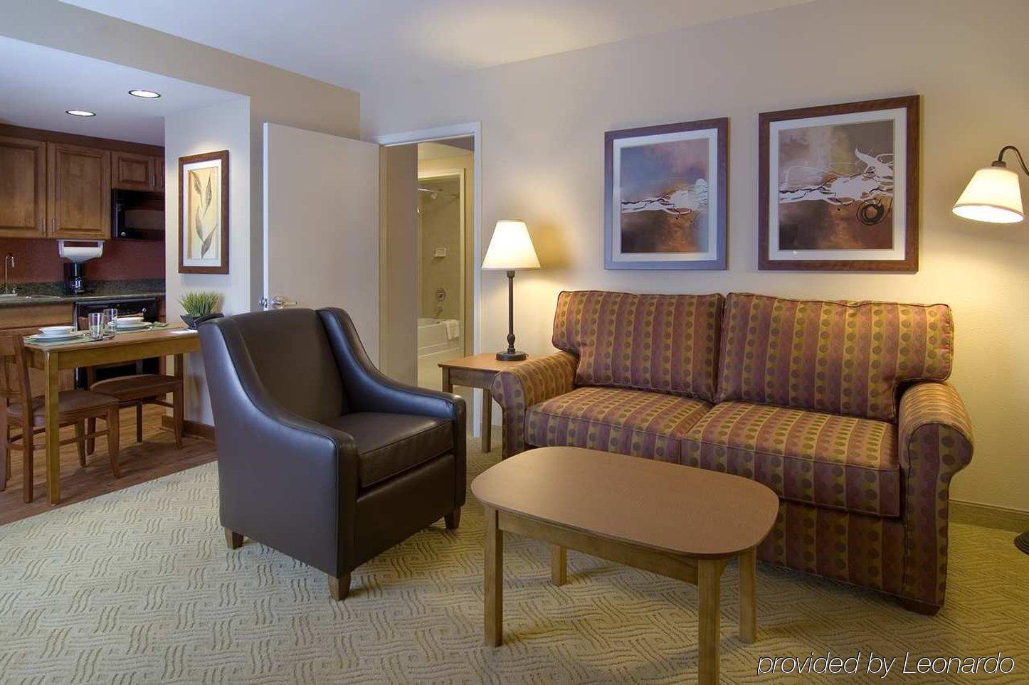 Homewood Suites By Hilton Omaha - Downtown Room photo