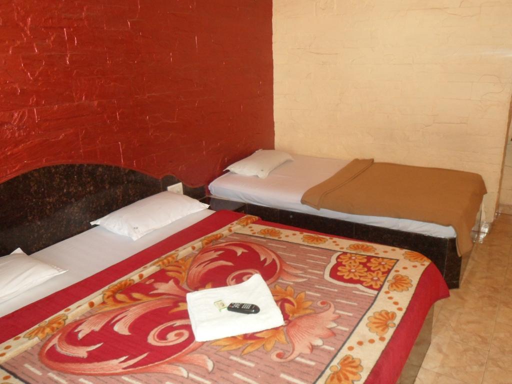 Hotel Royal Residency Mahabaleshwar Room photo