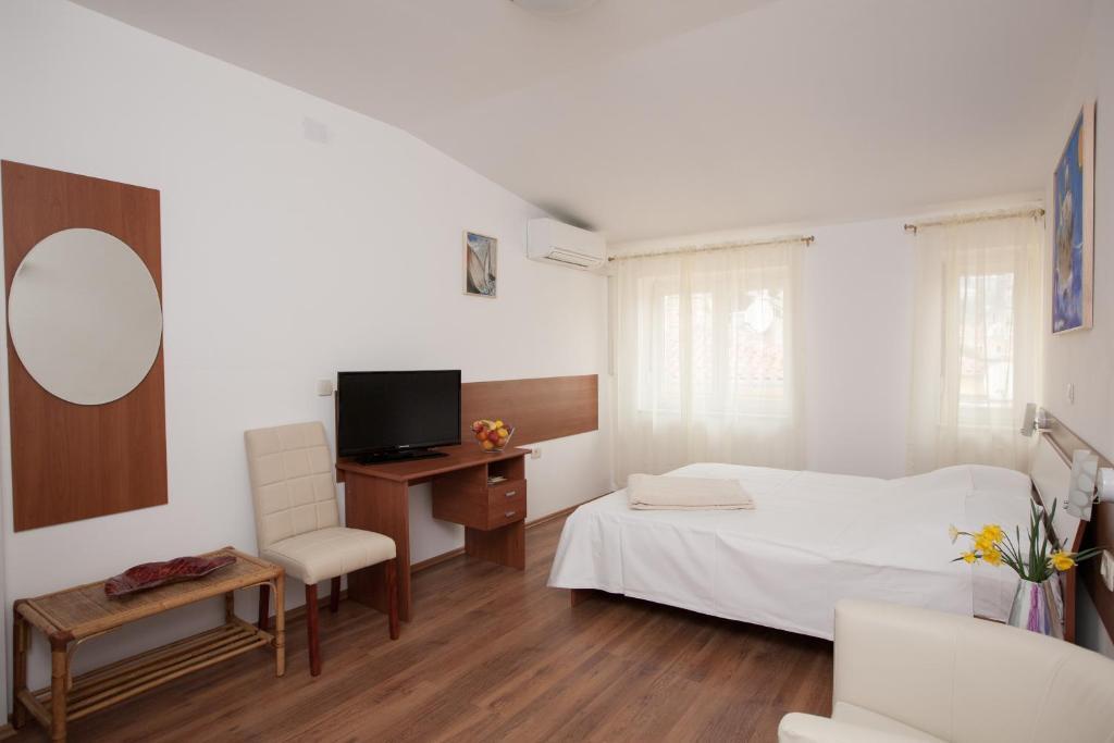 Apartments And Rooms Liburnija Opatija Room photo