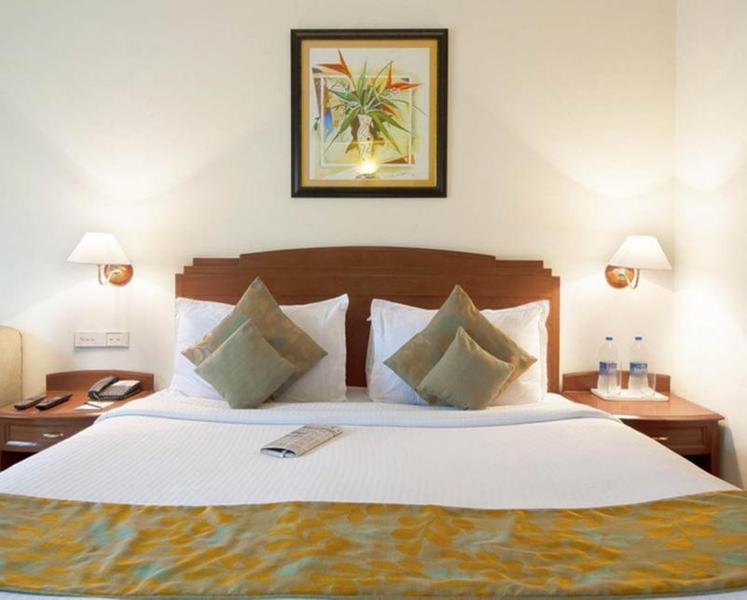 Tivoli Garden Resort Hotel New Delhi Room photo