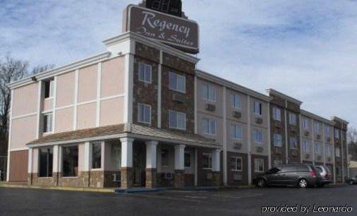 Regency Inn And Suites Nashville Exterior photo