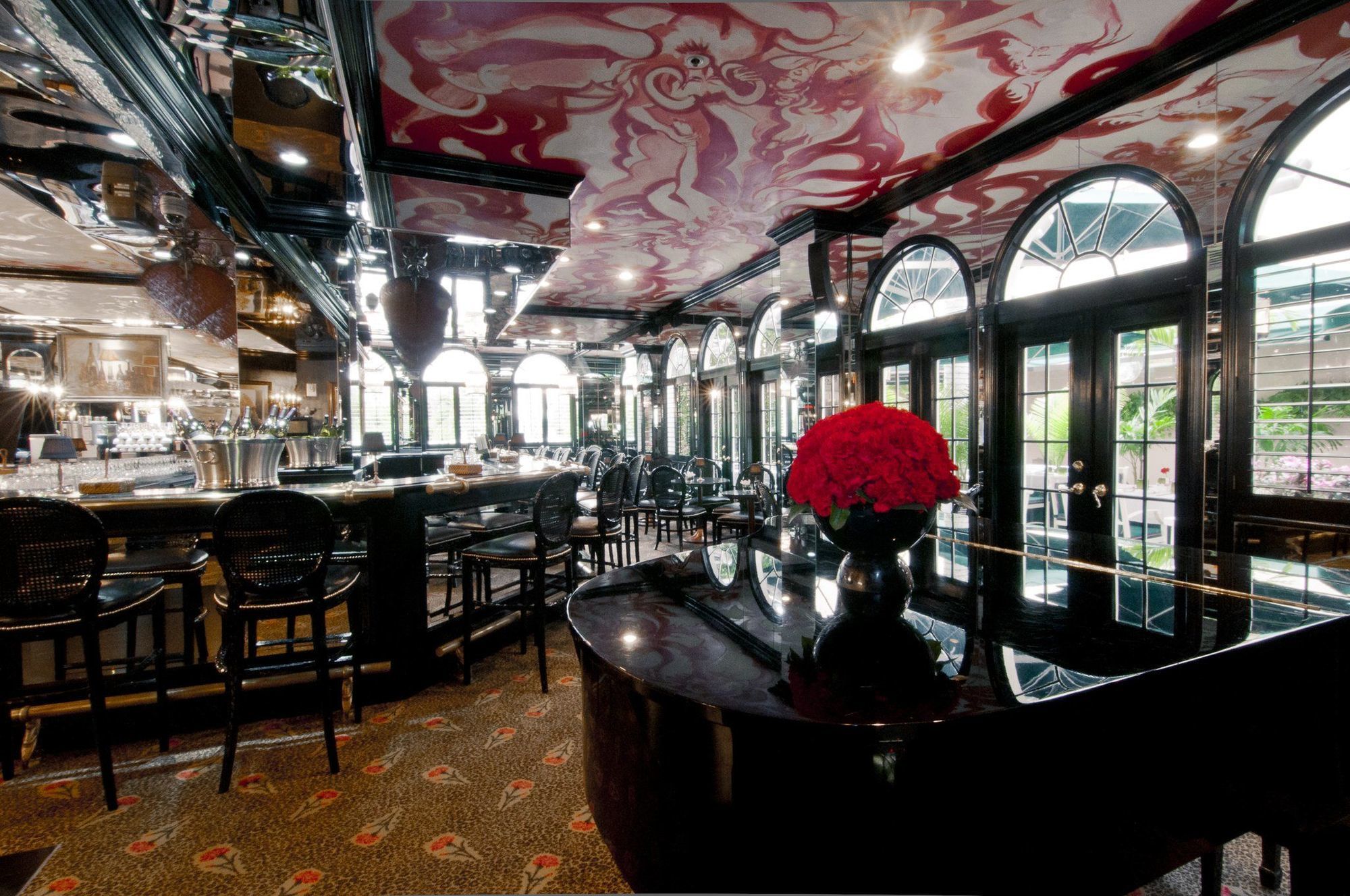 The Chesterfield Hotel Palm Beach Restaurant photo
