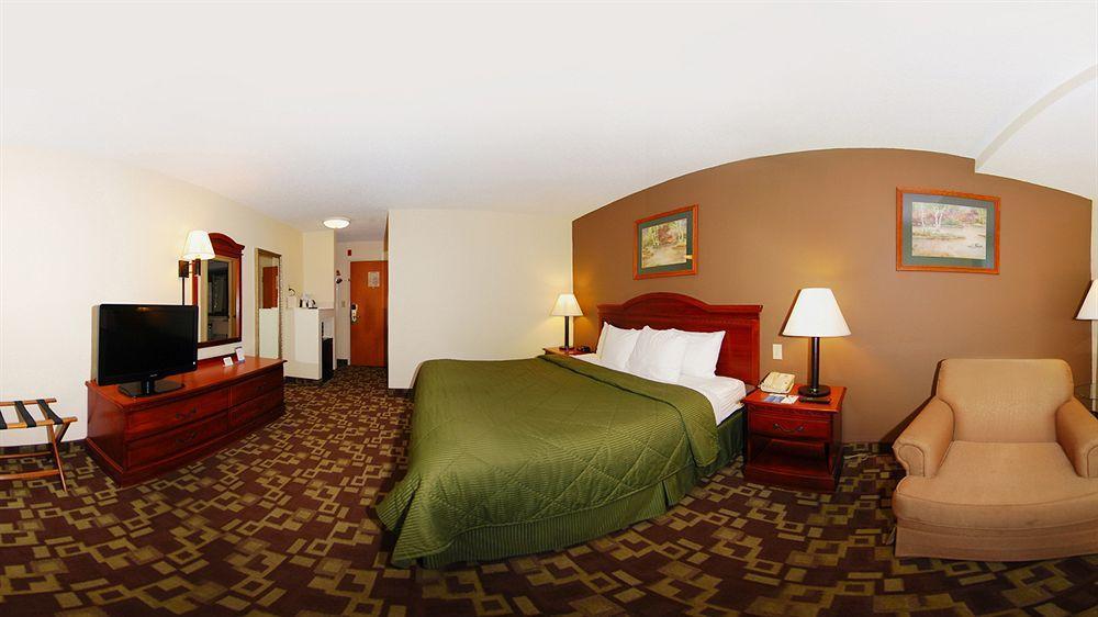 Comfort Inn & Suites Walterboro I-95 Exterior photo