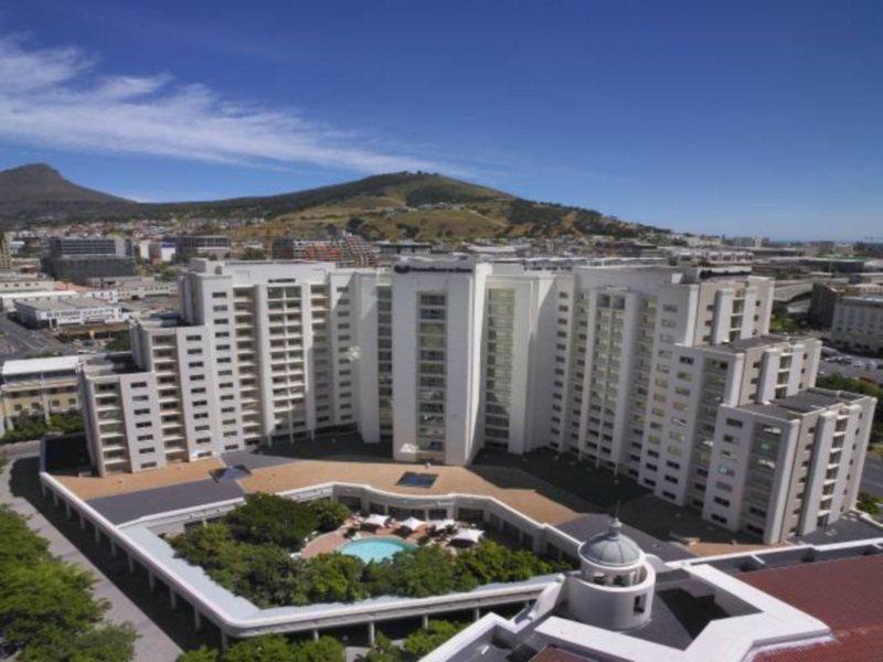 Southern Sun Waterfront Cape Town Exterior photo