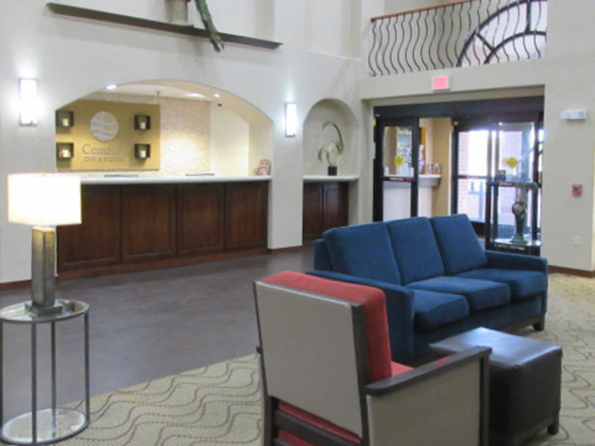 Comfort Inn & Suites Airport-American Way Memphis Interior photo