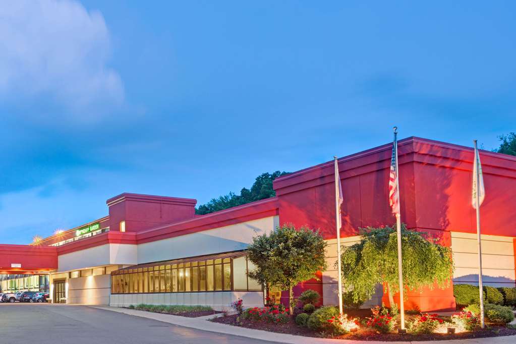 Wyndham Garden Inn Pittsburgh Airport Robinson Township  Exterior photo