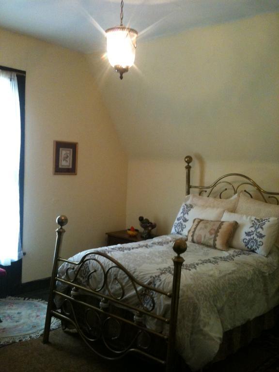 The Claremont House Bed & Breakfast Rome Room photo