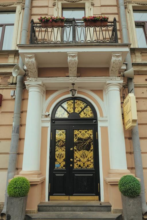 Acapella On Vosstaniya Square Hotel Saint Petersburg Exterior photo